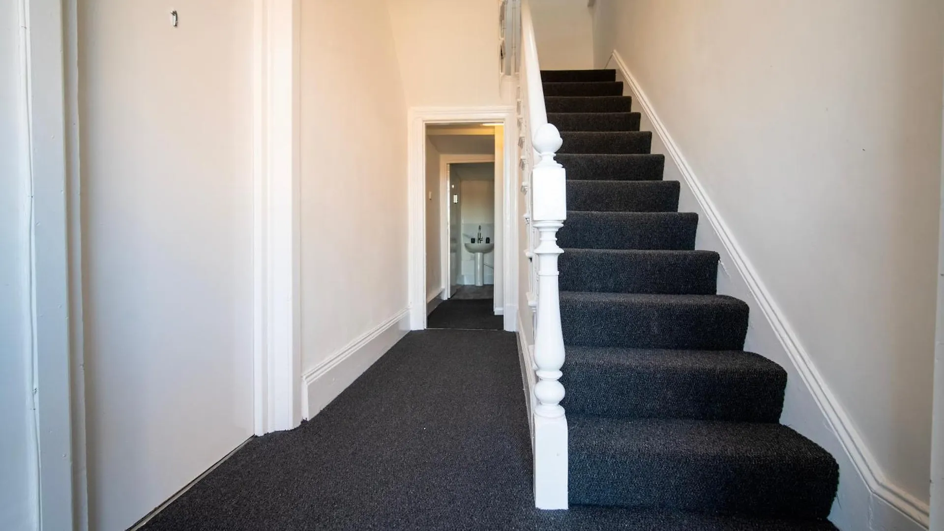 Yss The Church 2 Apartments Редкар